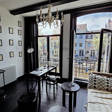 The Black Beauty Private Studio With Canal View From 1799 Amsterdam Dış mekan fotoğraf